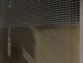 Cửa cuốn khe thoáng chống trộm có tốt không