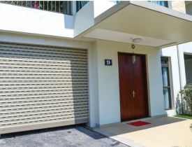 Các mẫu cửa cuốn, cửa kéo thiết kế sang trọng 2025 phần 2